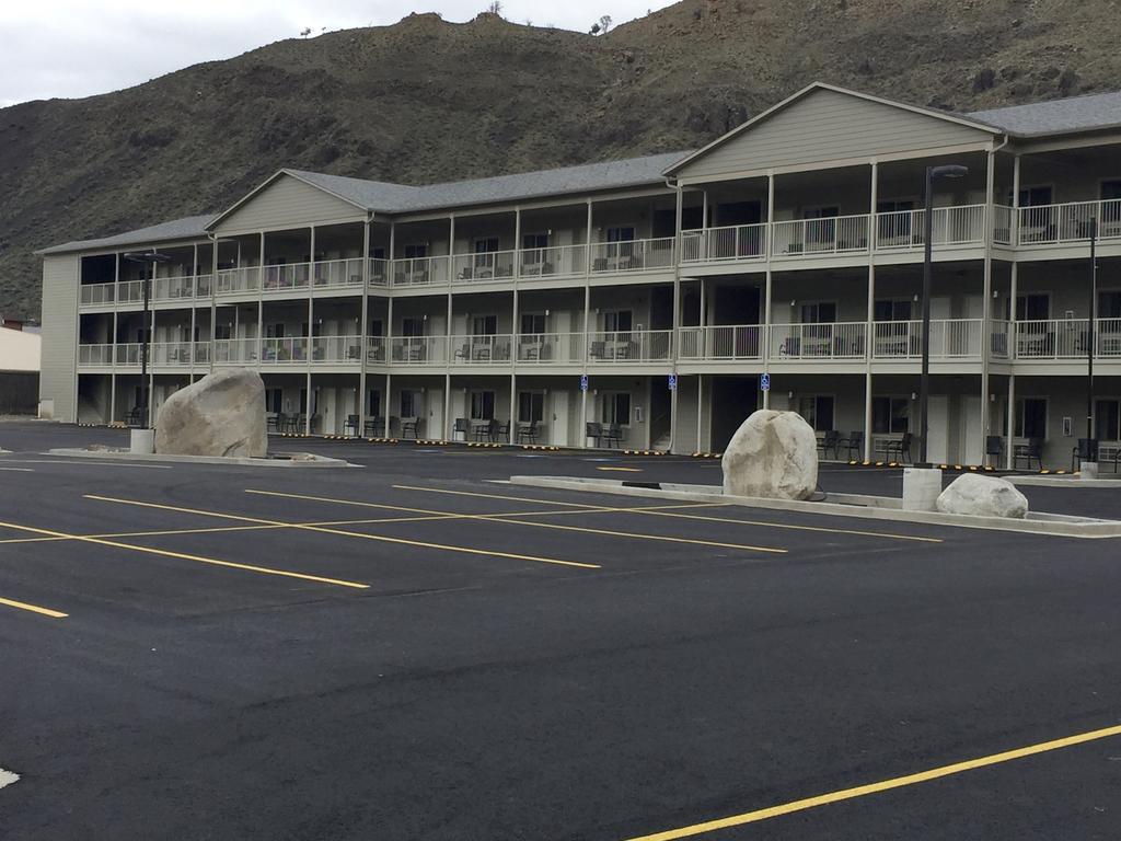 Yellowstone Big Rock Inn Gardiner Eksteriør bilde